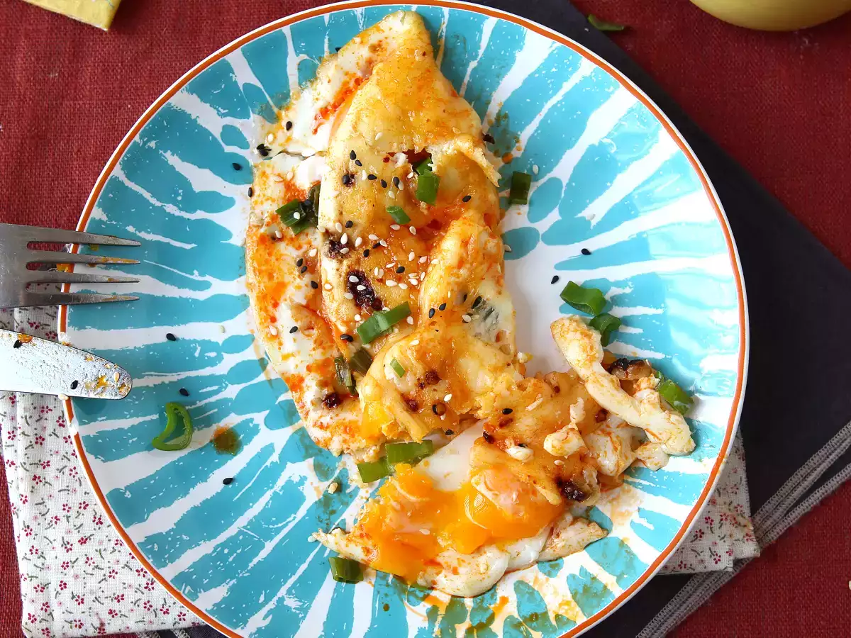 Oeufs au plat au miel et à la mozzarella, le petit déjeuner express sucré salé et pimenté! - photo 2