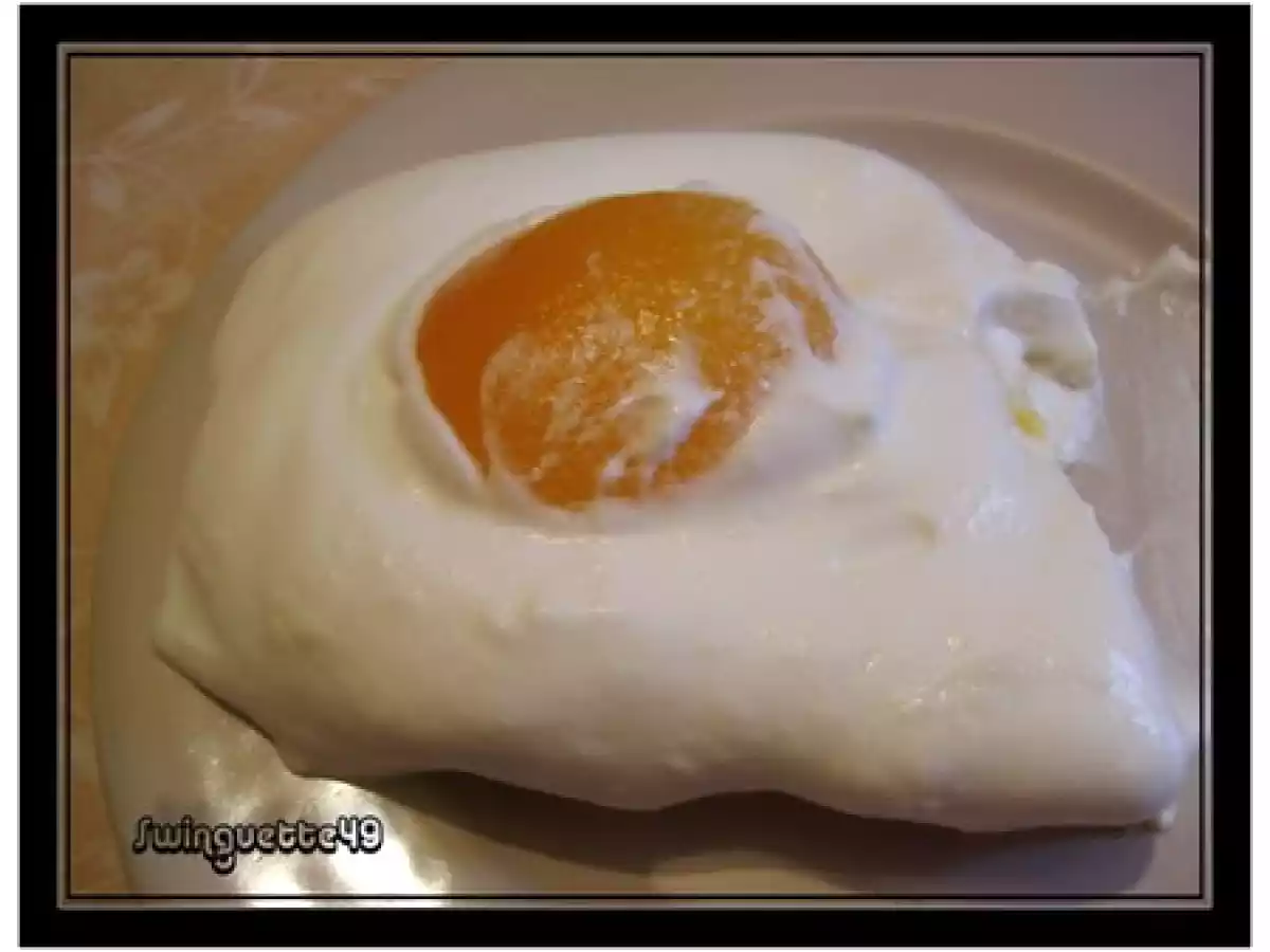 OEUFS AU PLAT..... (en dessert)