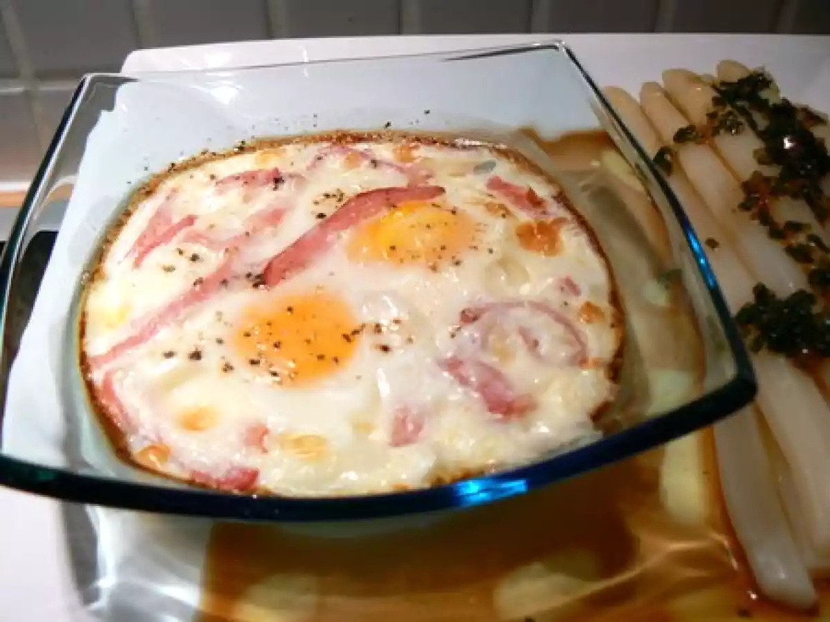 Oeufs cocotte au bacon