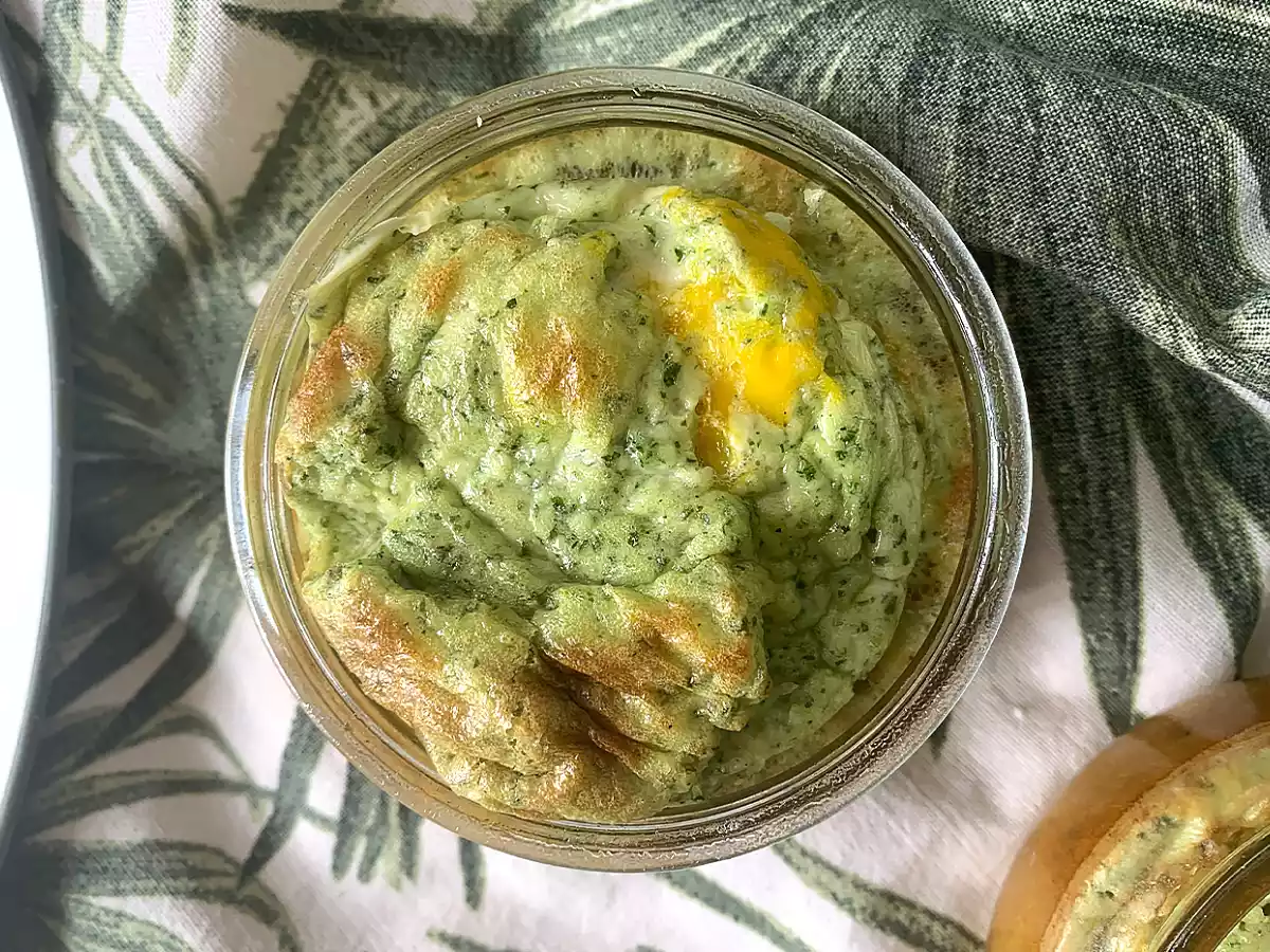 Oeufs cocotte au pesto - photo 2
