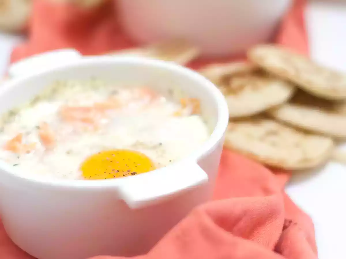 Oeufs cocotte saumon et gorgonzola
