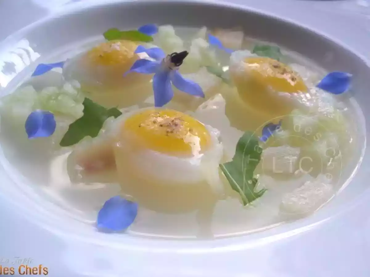 Oeufs de caille pochées sur une gelée de concombre - photo 2