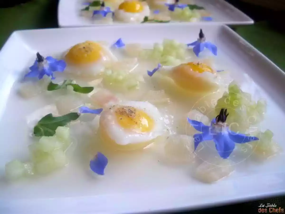Oeufs de caille pochées sur une gelée de concombre - photo 3