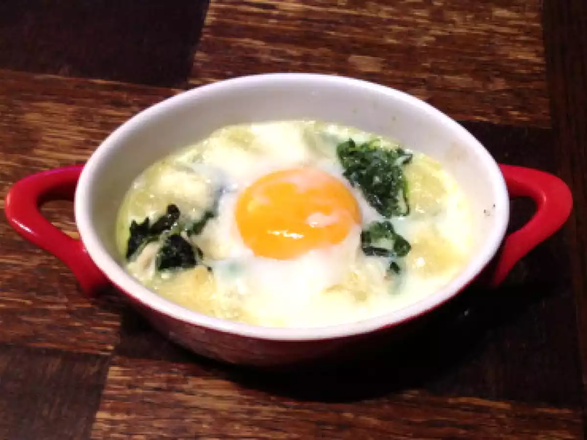 Oeufs en cocotte aux épinards et au chèvre - photo 2