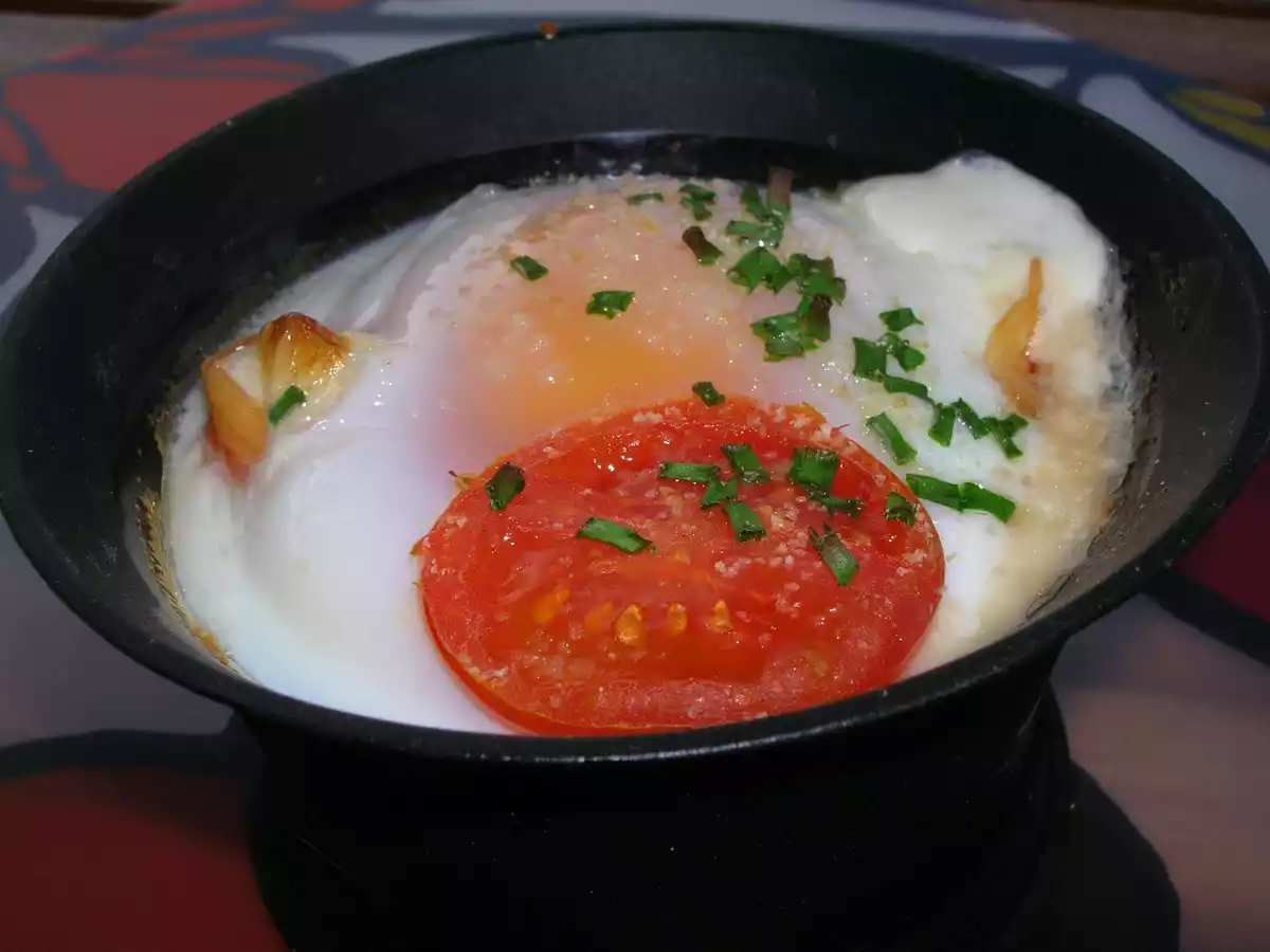 Oeufs en cocotte, serrano champignons