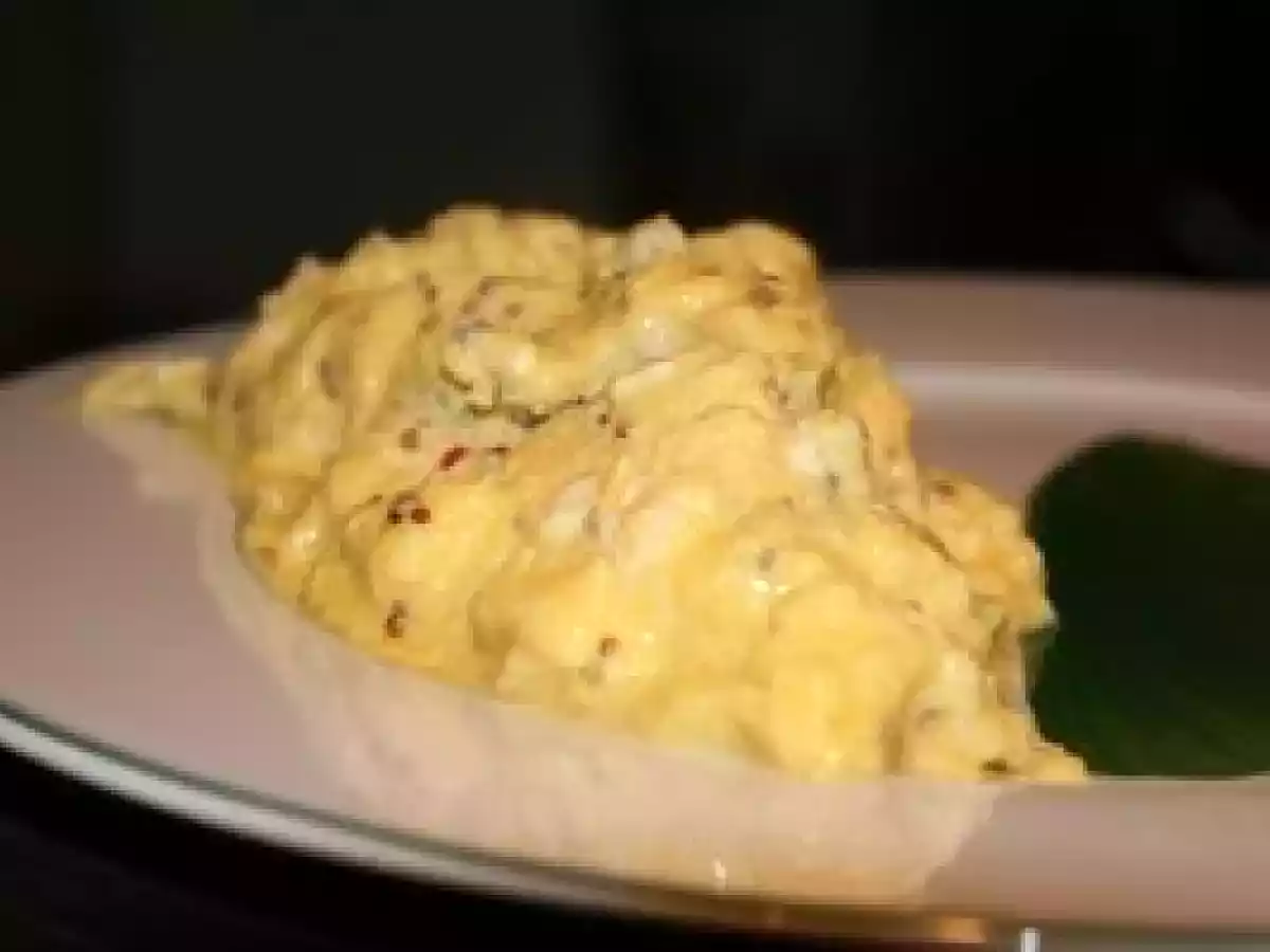 Omelette à la moutarde à l'ancienne