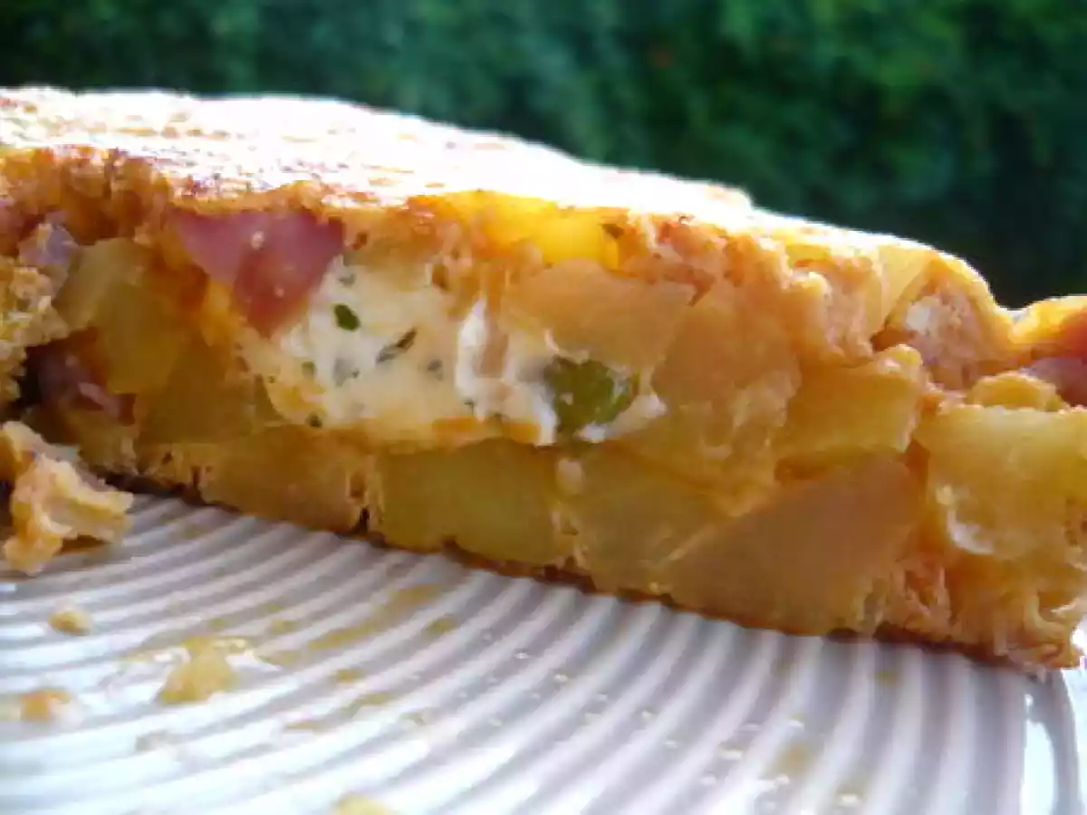 Omelette au pesto rouge et fromage frais - photo 2