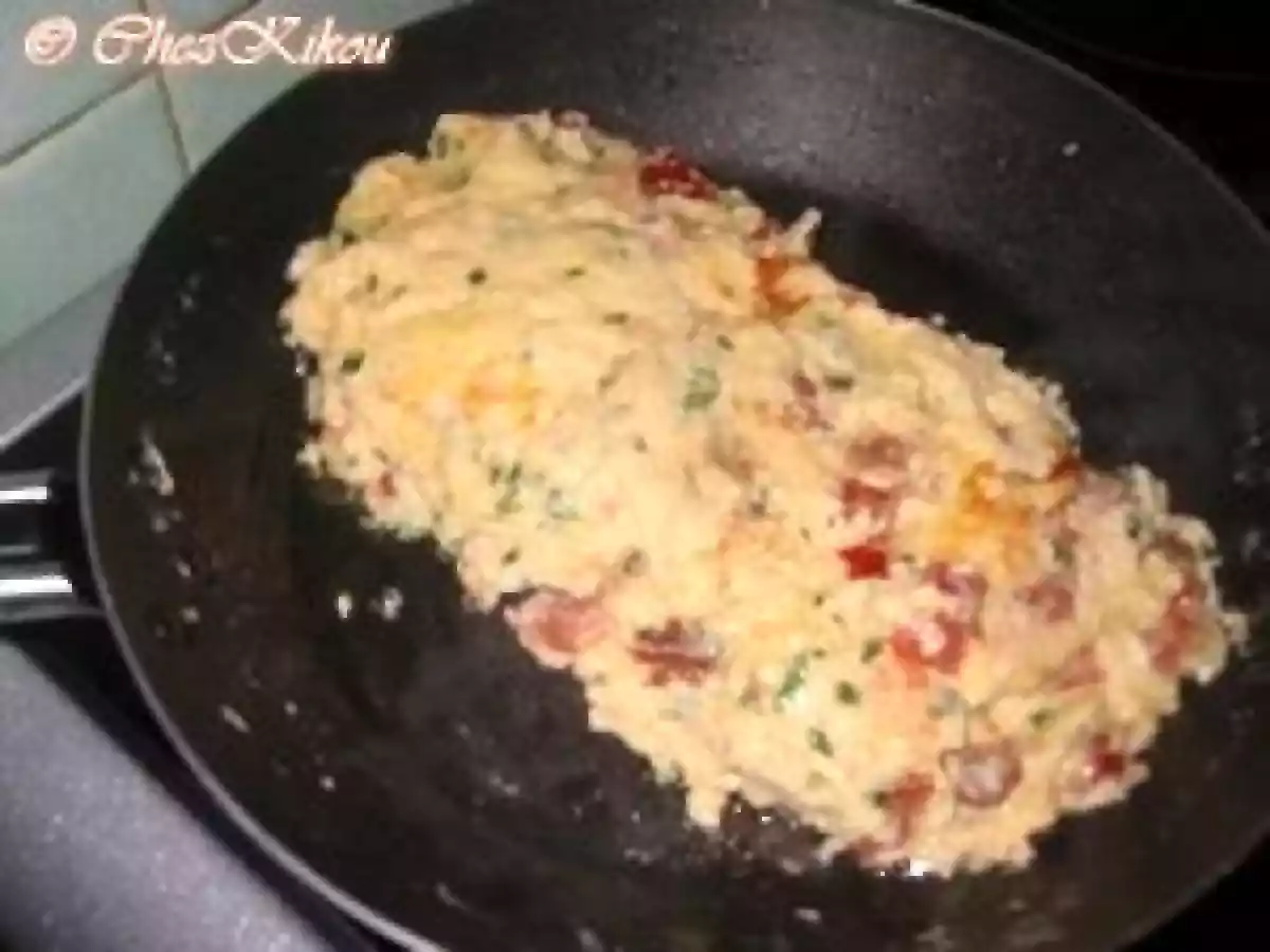 Omelette Yaourt, ciboulette et tomates séchées de Kikou - photo 5