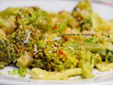 One pot pasta aux pâtes et brocoli, végétarien