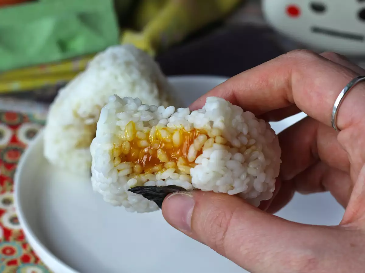Onigiri aux jaunes d'œuf confits à la sauce soja - photo 3