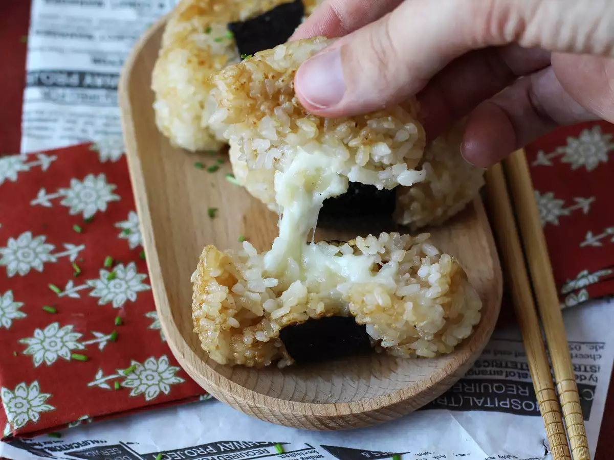 Onigiri grillés garnis de fromage fondant: vous allez les dévorer! - photo 2