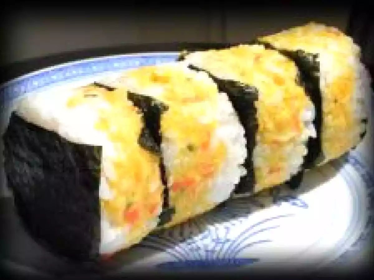 Onigiri sushi... moulé en pot de yaourt !