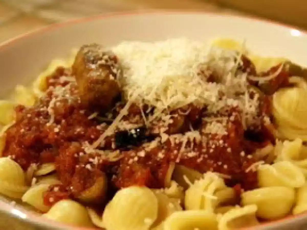 Orecchiette et saucisses puttanesca