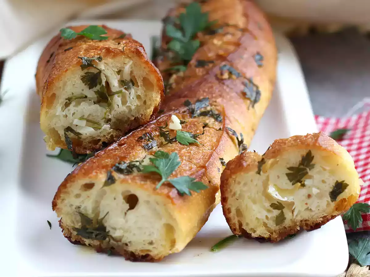 Pain à l'ail et au persil - photo 3