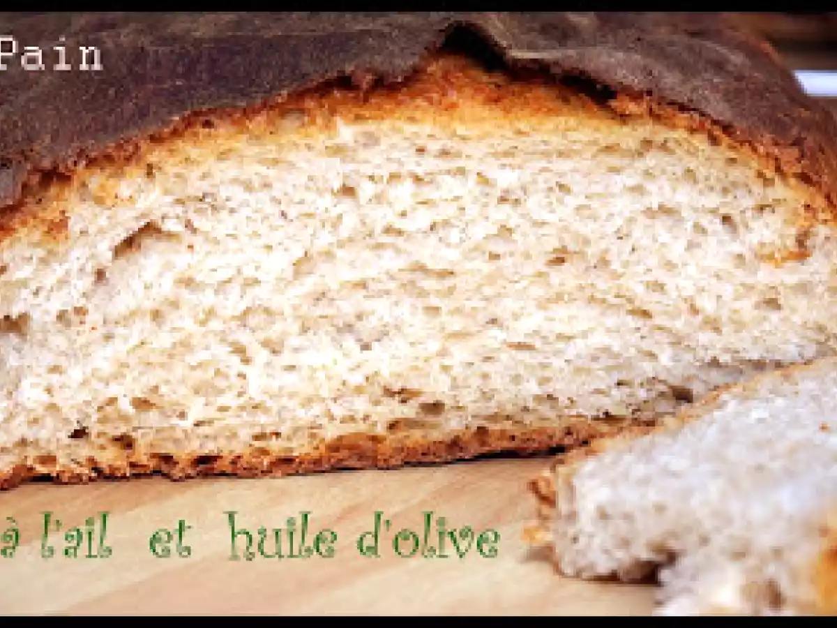 Pain à l'ail et l'huile d'olive