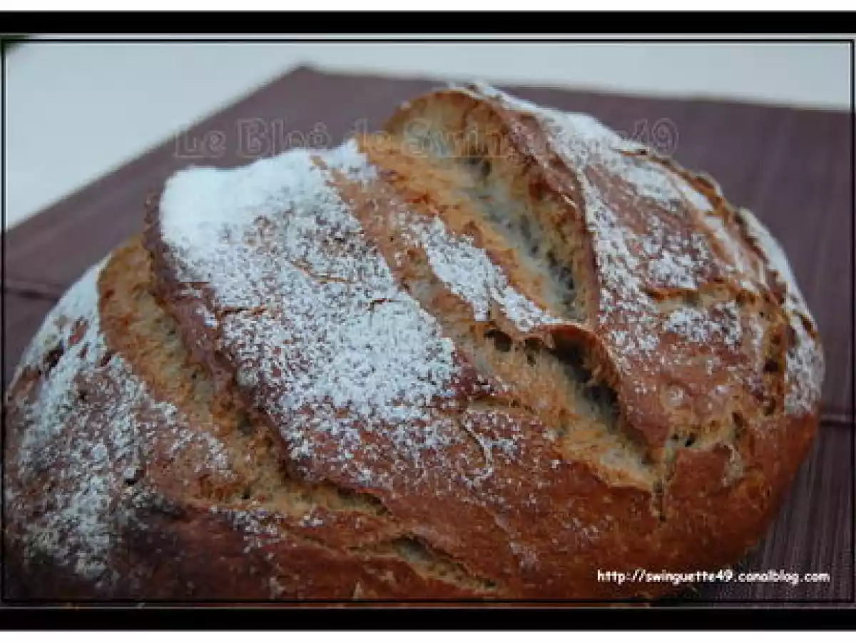 PAIN à la FARINE DE BLE NOIR au Levain Kayser