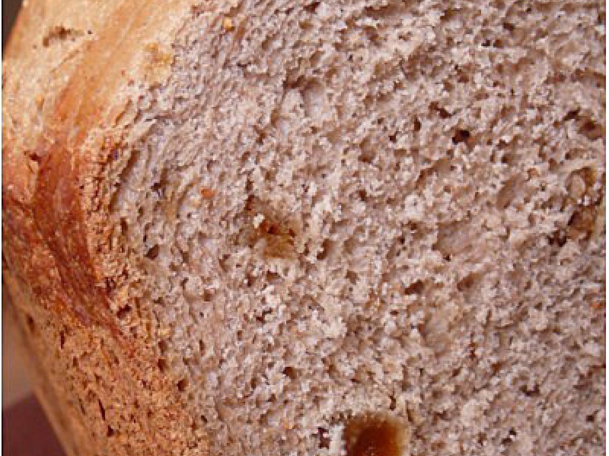 Recette de pain à la farine de châtaigne et figues