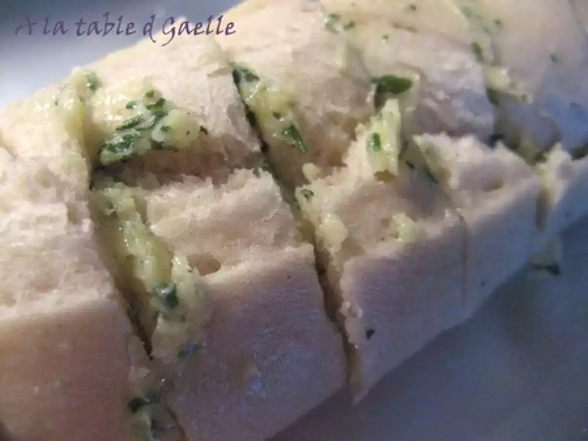 Pain aux herbes et à l'ail - photo 2