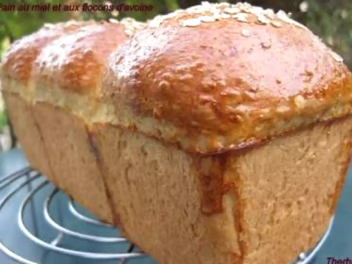 Pain brioché au miel et aux flocons d'avoine