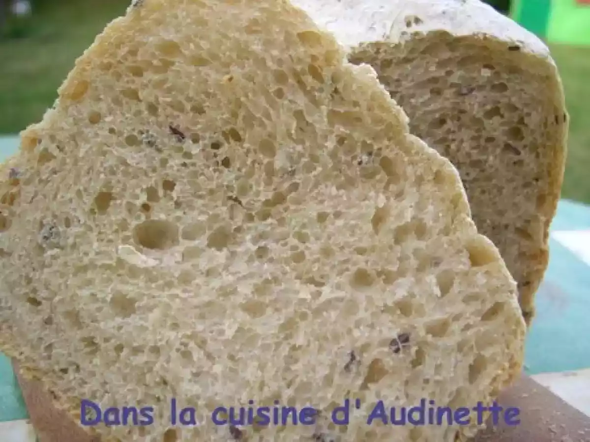 Pain champêtre aux graines de lin