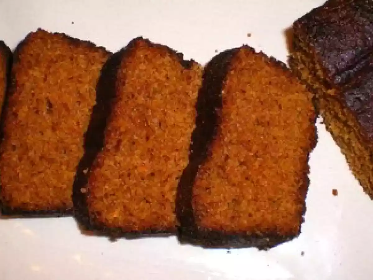 Pain d'épices à l'épautre au miel et aux écorces d'orange - photo 2