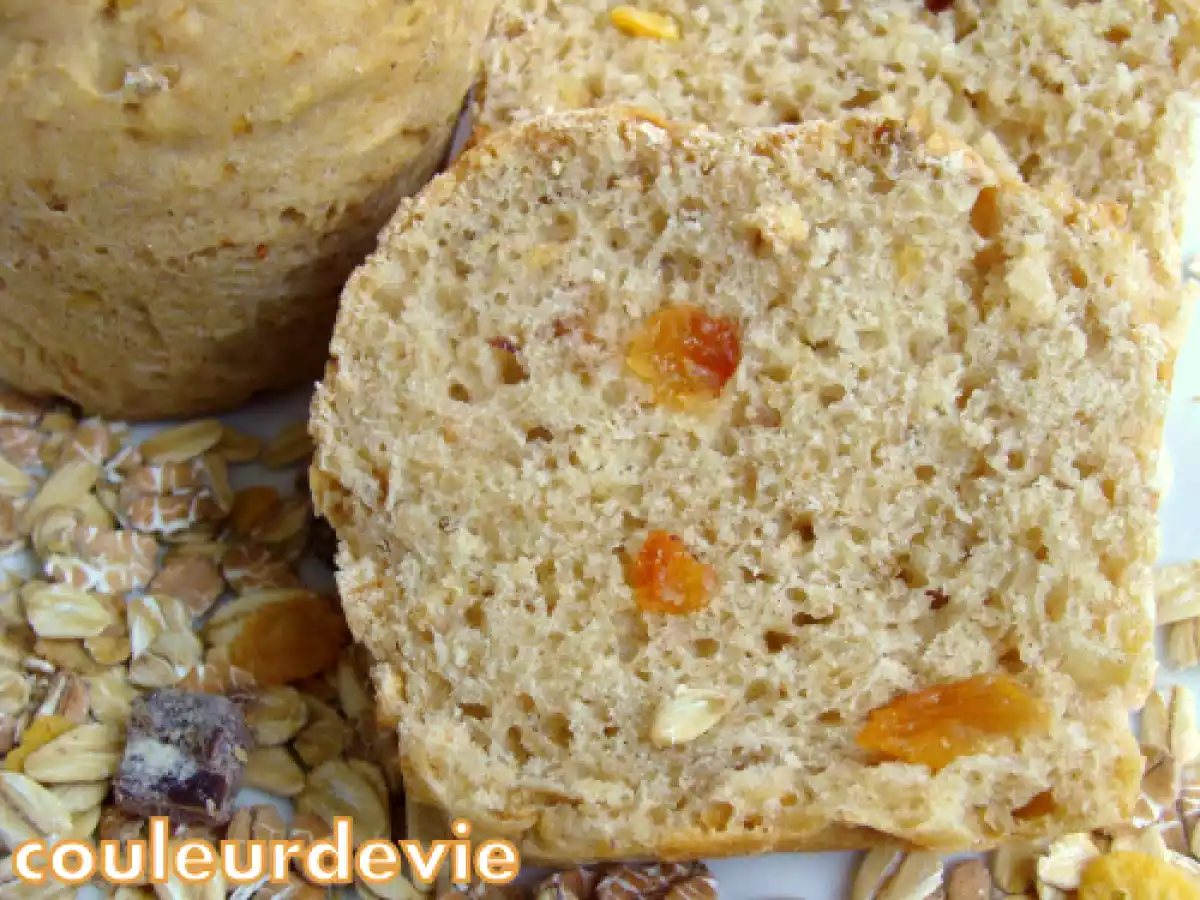 Pain de mie semi-complet au muesli et raisins - photo 2