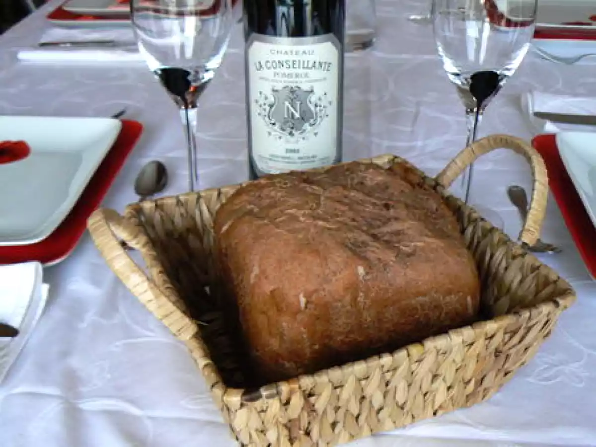 Pain noix & vin rouge