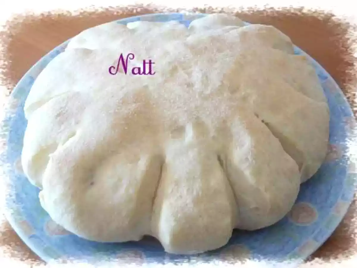 Pain semoule et lben (lait fermenté)