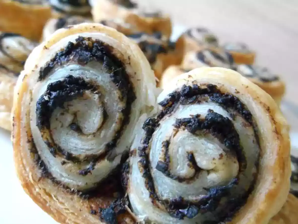 Palmiers feuilletés à la tapenade noire - photo 3