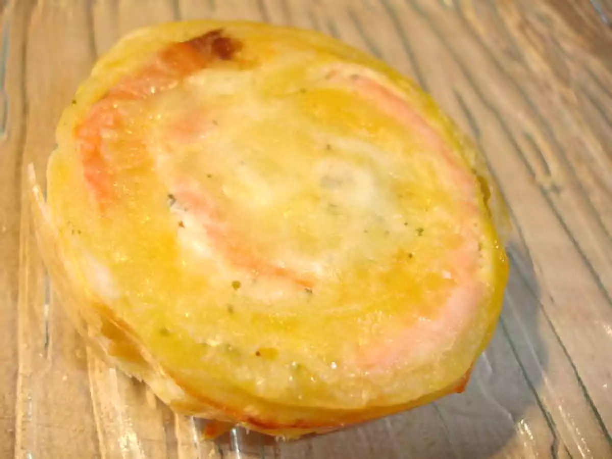 PALMIERS FEUILLETES AU SAUMON FUME ET TARTARE - photo 3