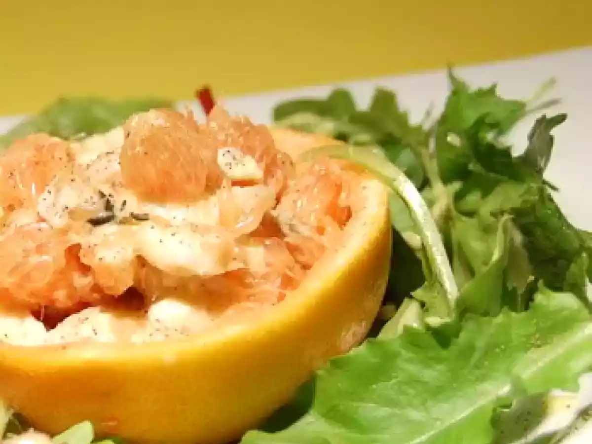 Pamplemousse et poisson en vinaigrette