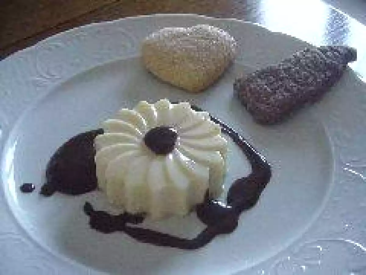 Pana cotta légère sauce chocolat