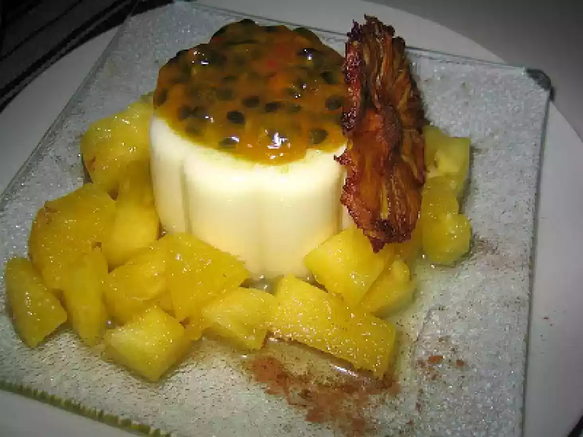 Panacotta au coulis passion et cristallines d'ananas!! - photo 3