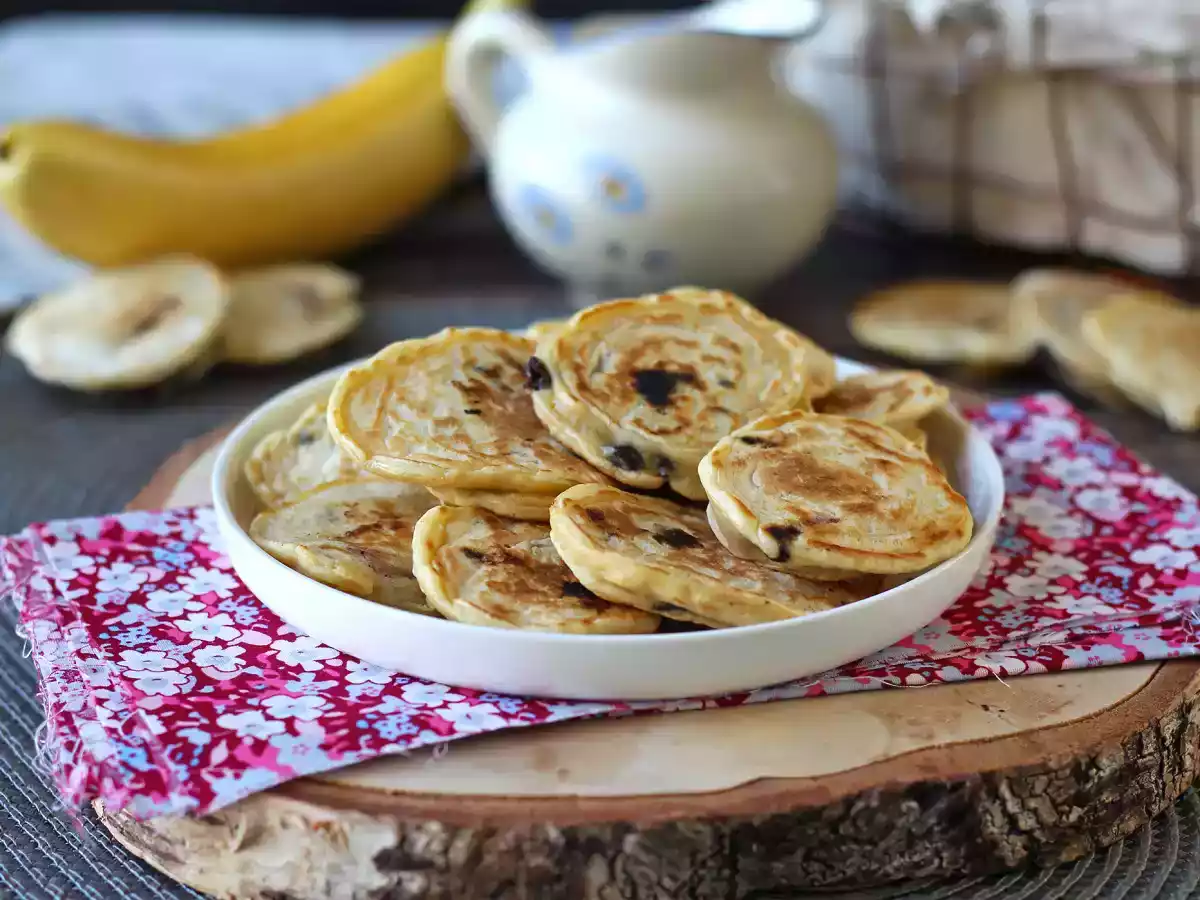 Pancakes à la banane sans sucre ajouté parfaits pour le petit déjeuner!