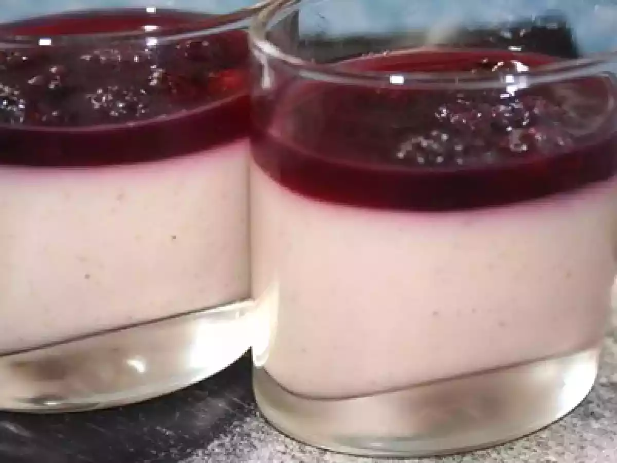 Panna cotta à la crème de marrons et sa gelée aux mûres - photo 2