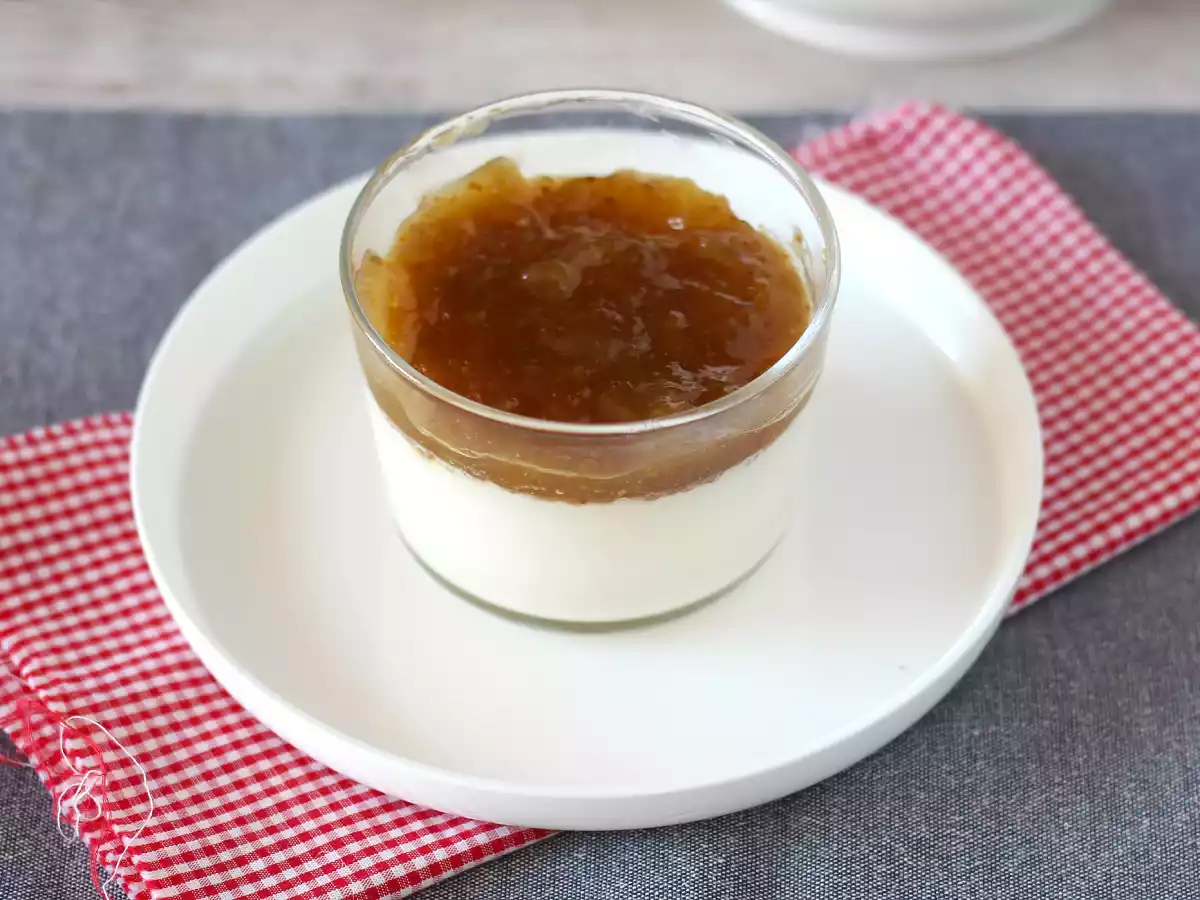Panna cotta à la vanille et coulis de figue - photo 2