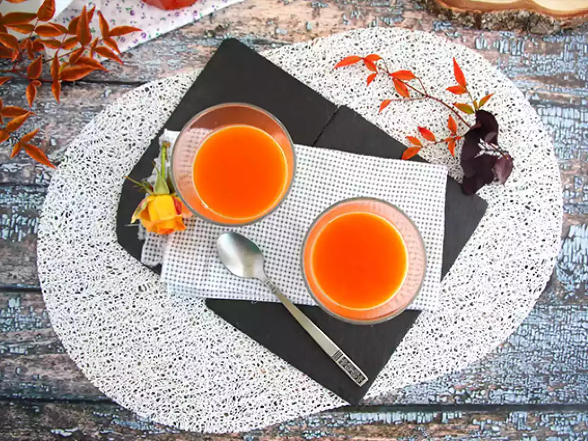 Panna cotta à la vanille et son coulis d'abricots - photo 2