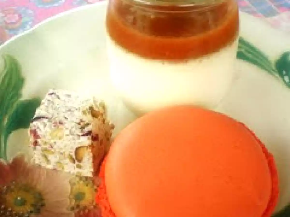 PANNA COTTA à la verveine et compotée d'abricot - photo 2