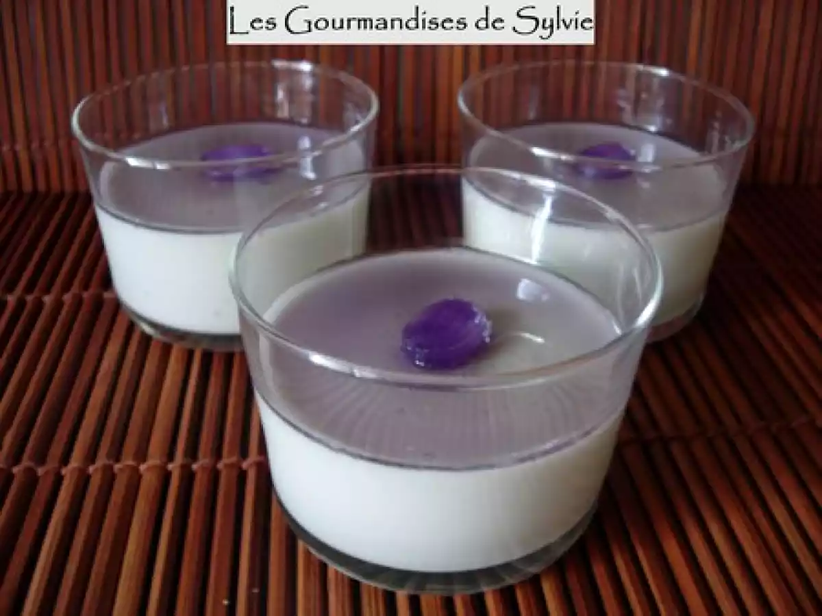Panna Cotta à La Violette