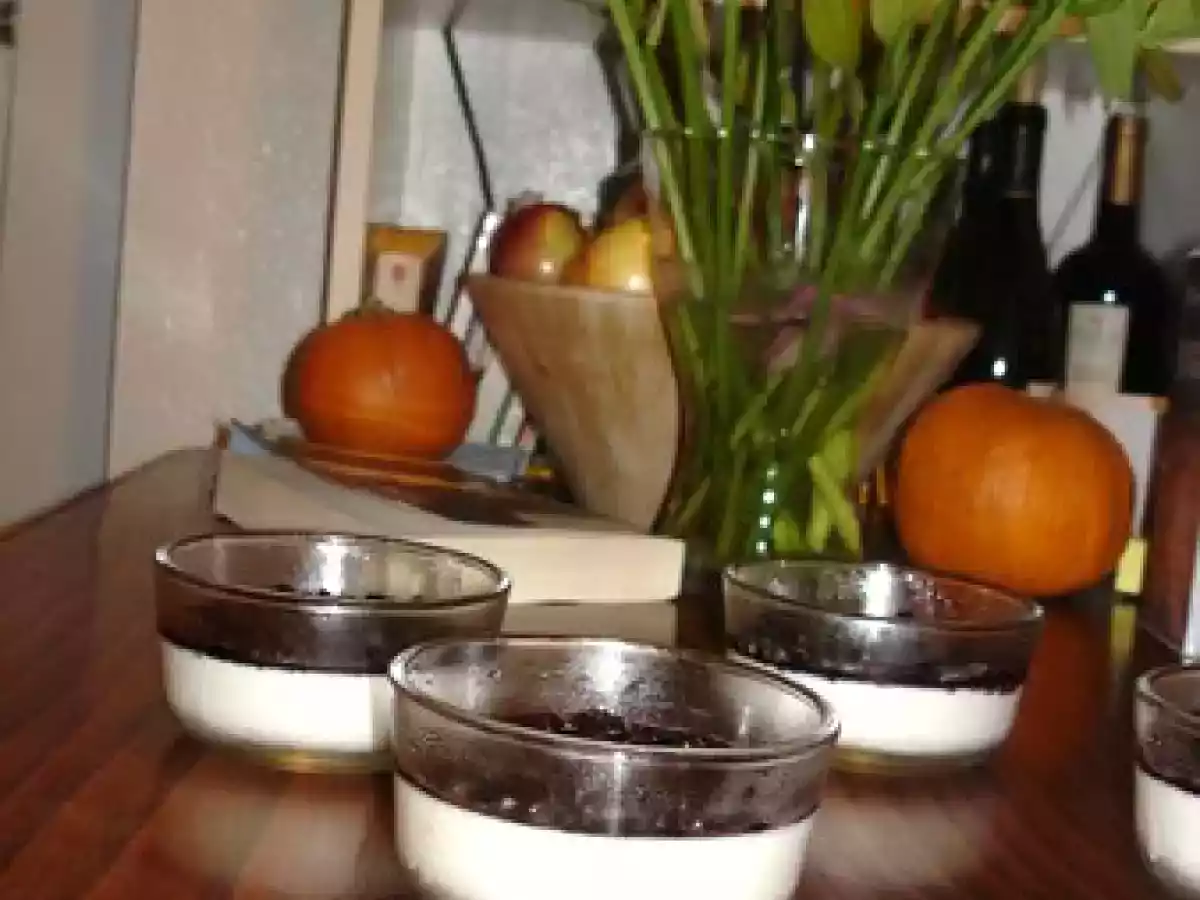 Panna Cotta amande amère - myrtilles