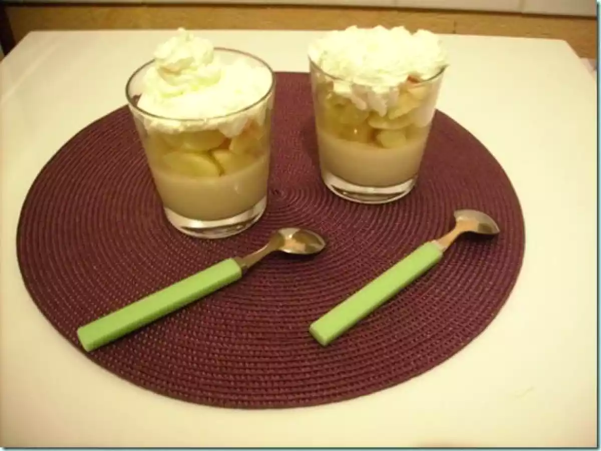 Panna cotta au caramel au beurre salé, pommes poëllées et chantilly - photo 2