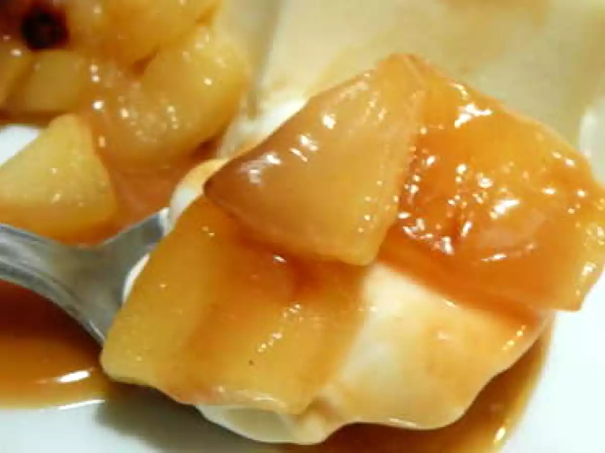 Panna Cotta aux pommes et caramel salé. - photo 3