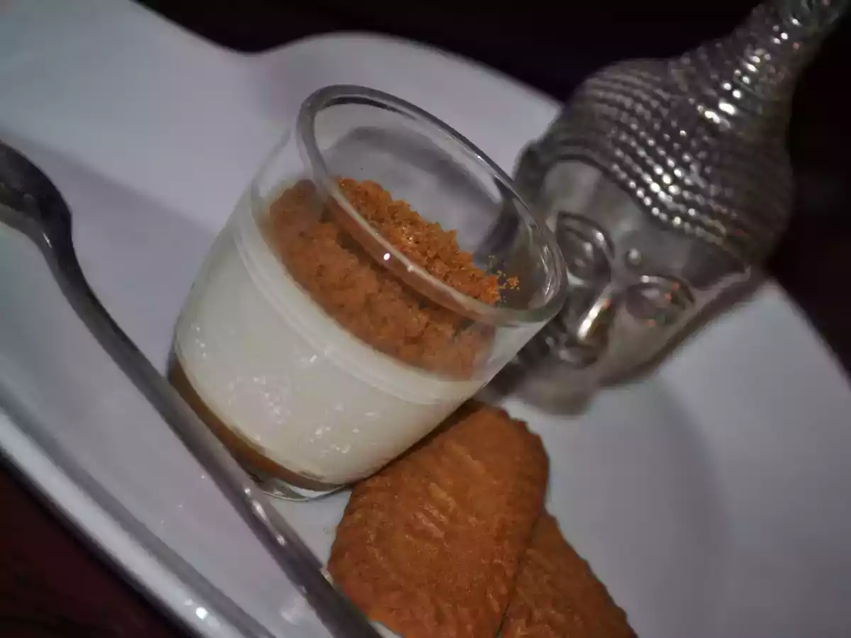 Panna cotta caramel au beurre salé et speculoos