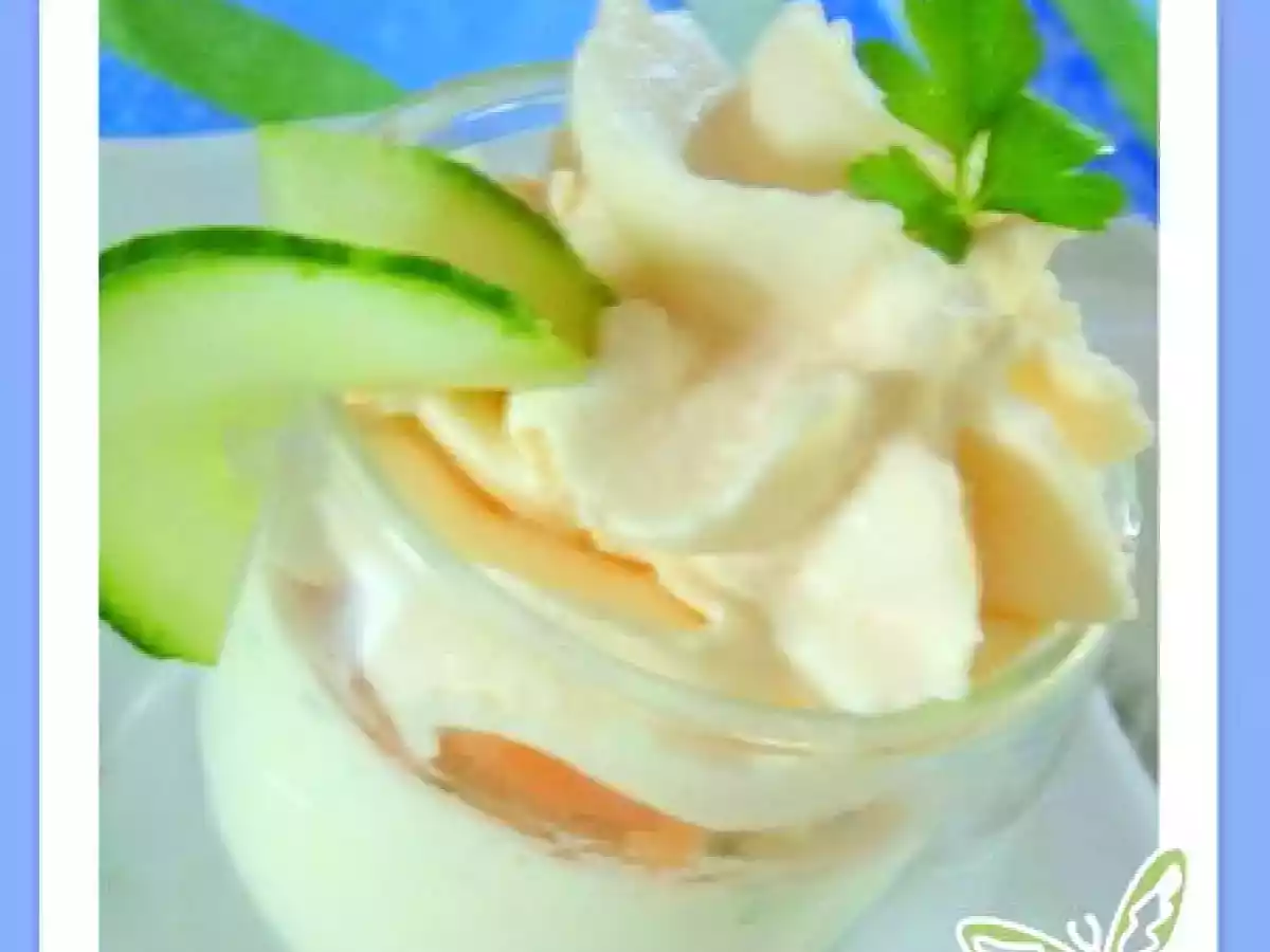 Panna cotta de concombre et mousse de saumon au siphon... - photo 2