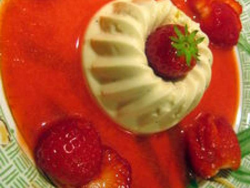 Panna cotta toute simple à la vanille et surplus de fraises - photo 3