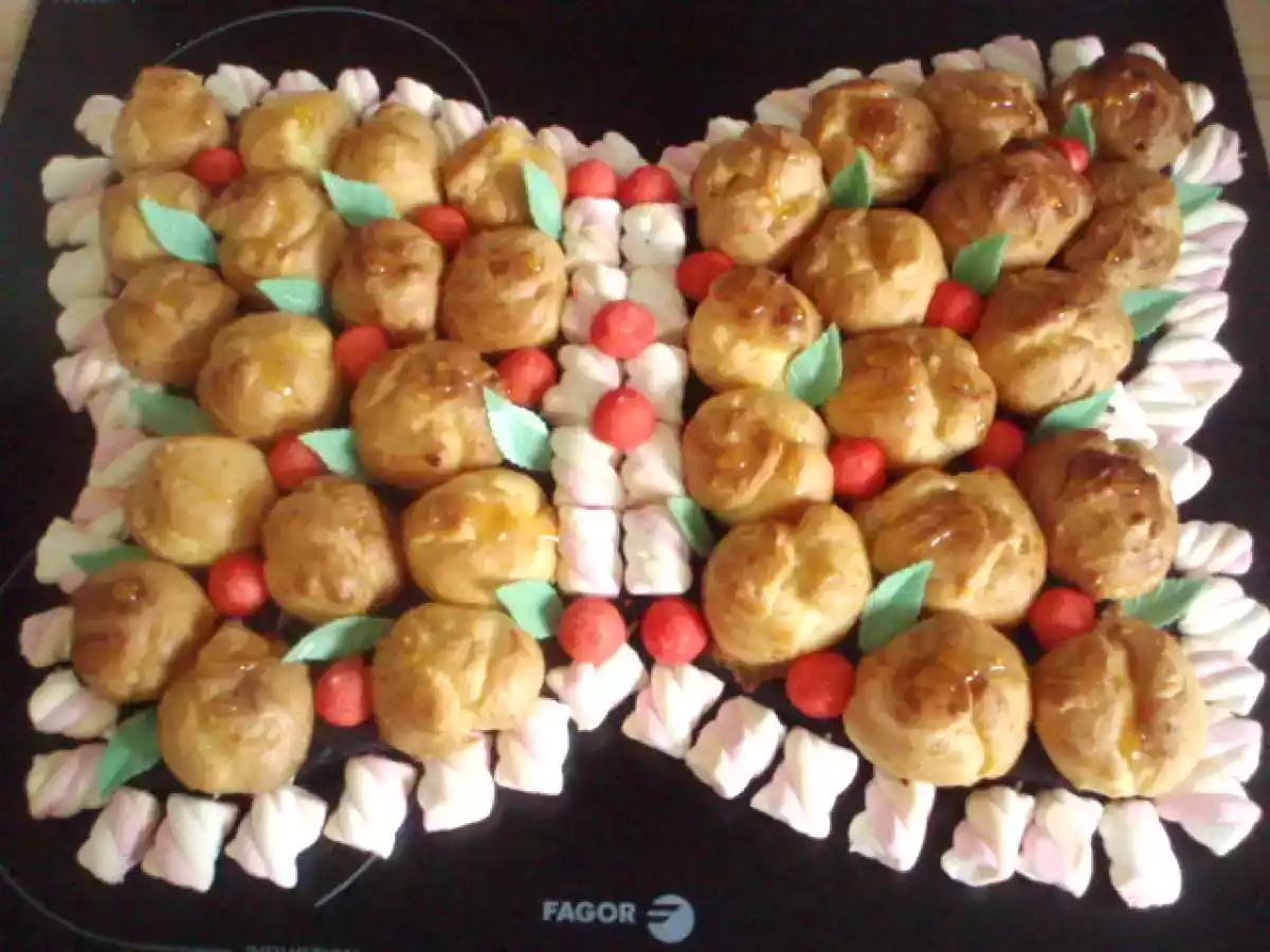 papillon en choux et bonbons - photo 2