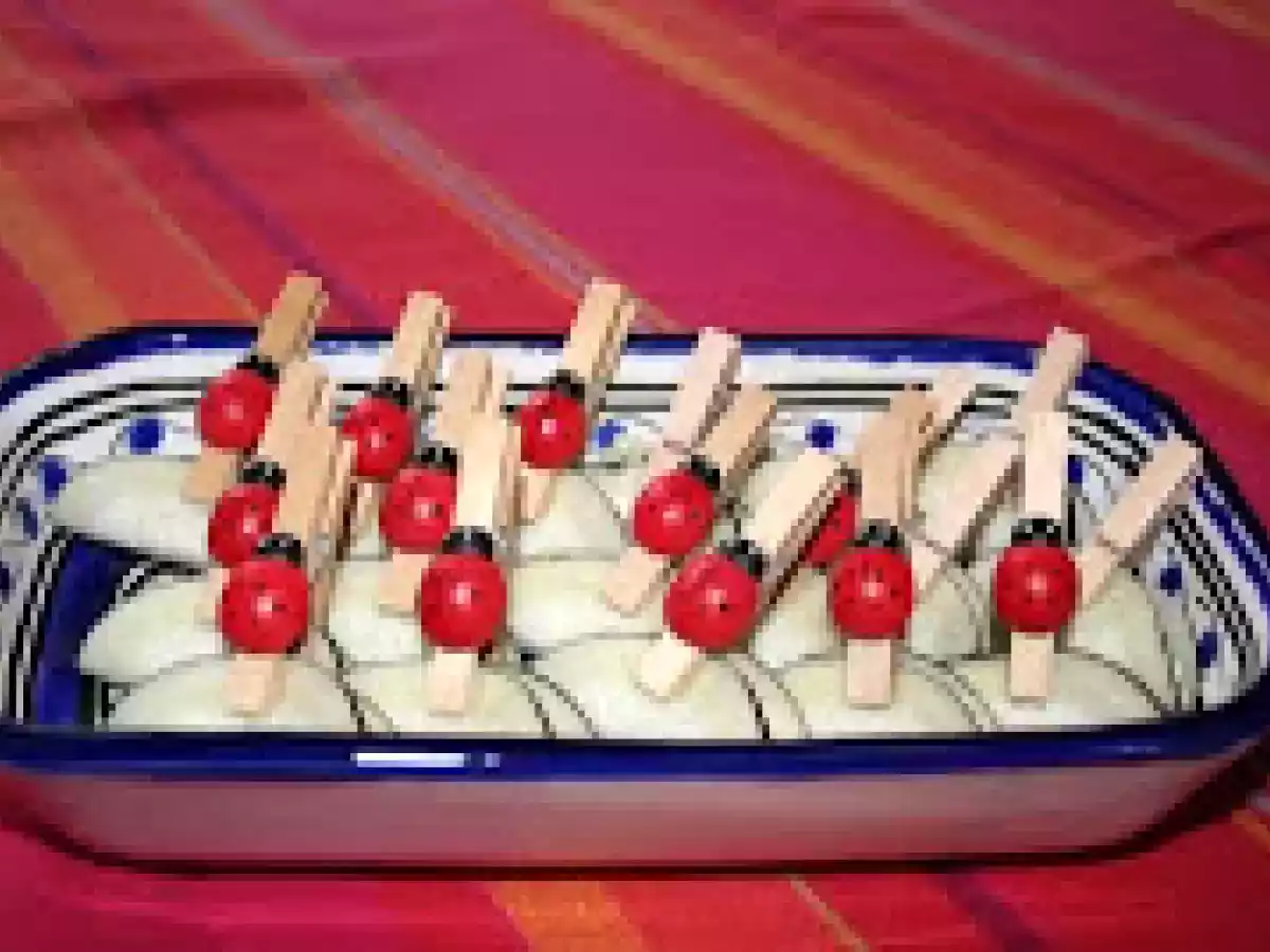 Papillons de radis noir au pesto