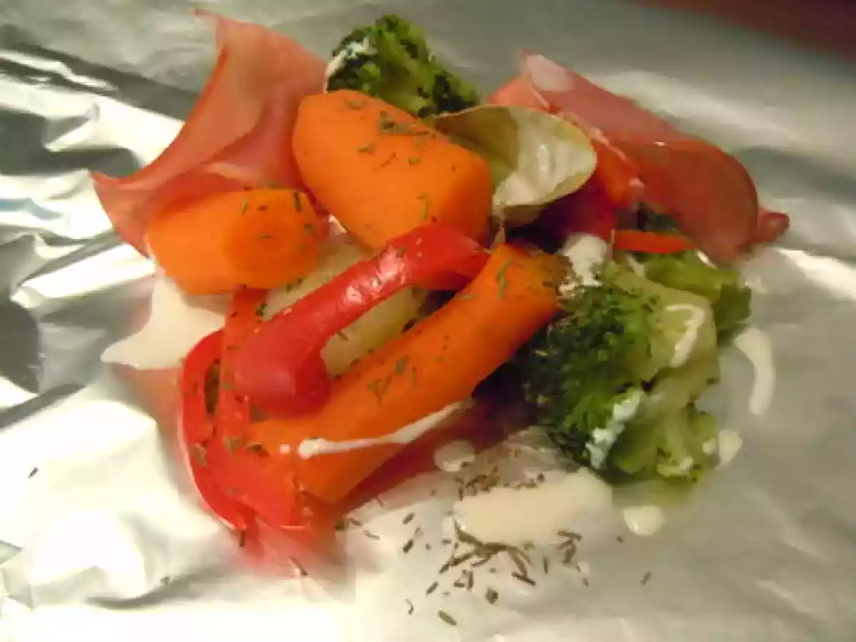 PAPILLOTES DE PETITS LEGUMES AUX HERBES