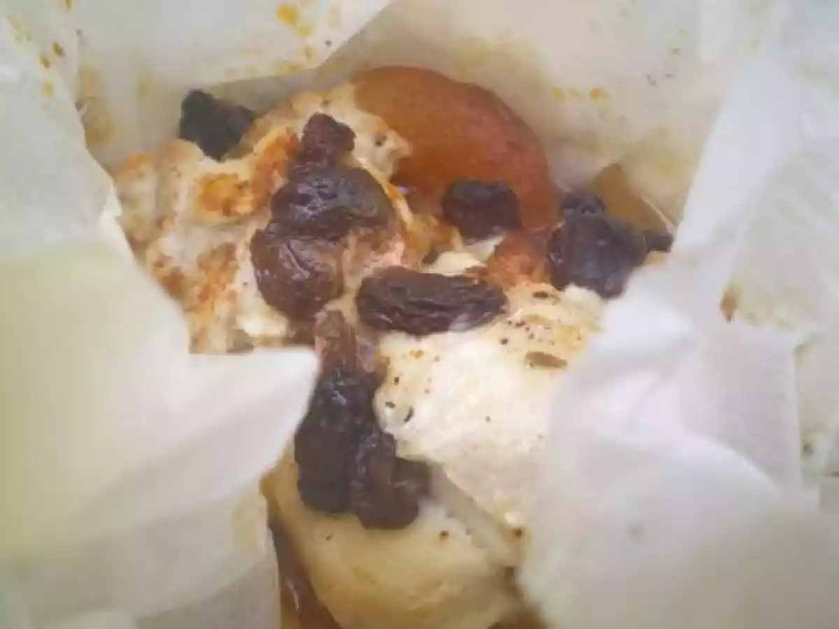 Papillotes de poulet aux fruits secs