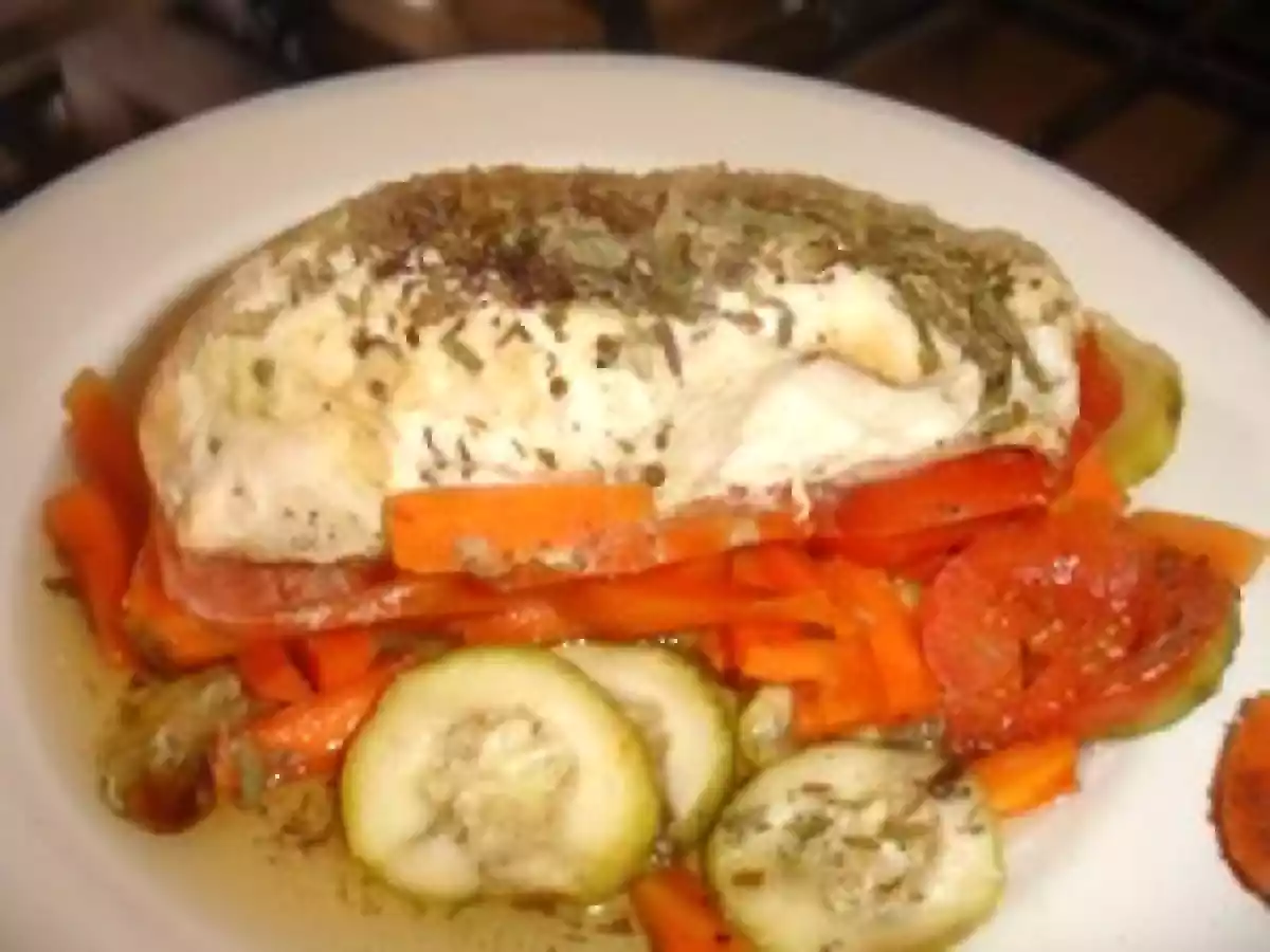 Papillotes de poulet aux herbes et aux légumes - photo 2